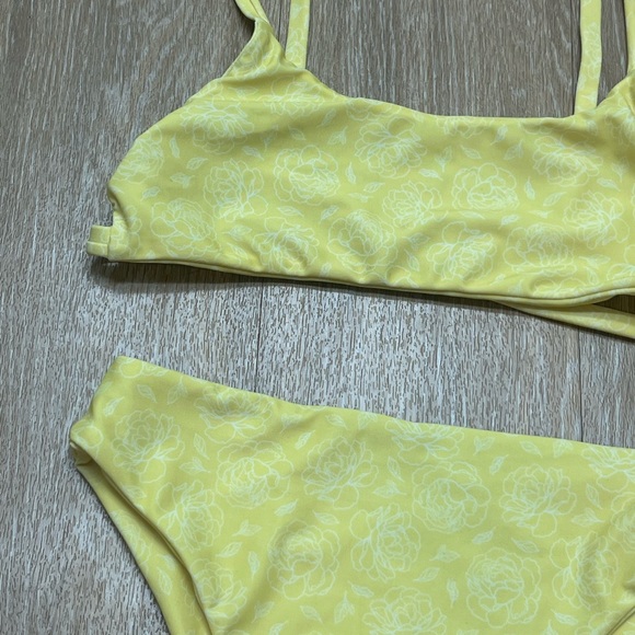 Swim - Picture 3 of 3